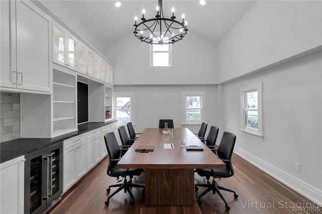 Building Photo - 9060 Main St