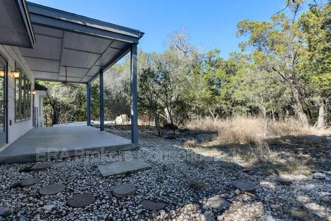 Building Photo - 994 Windmill Ranch Rd