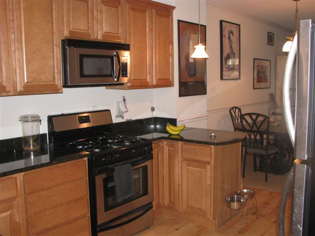 Building Photo - 105 N Potomac St