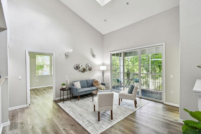 Building Photo - 2 bedroom in Jacksonville FL 32216