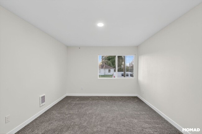 Building Photo - 126 K St NE