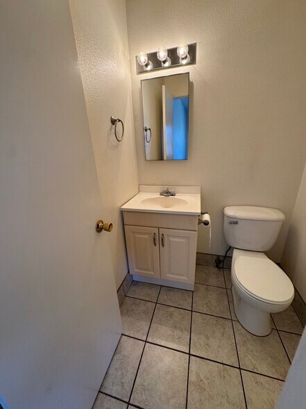 Building Photo - 618 Ammunition Rd