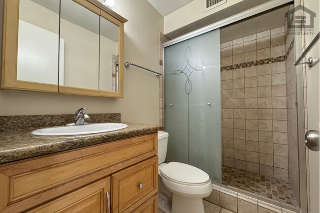 Building Photo - 3Bed/2Bath House at Baseline Rd/Rural Rd! Ready for Immediate Move-In! – NO HOA!