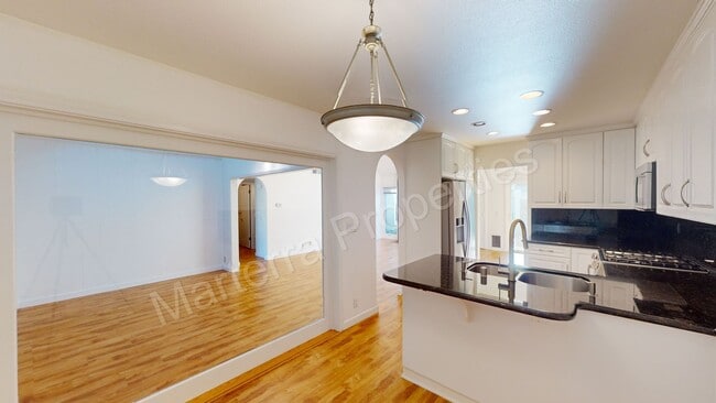 Building Photo - Beautiful 2 Bed/2 Bath Home in Irvine