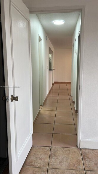 Building Photo - 4430 NW 79th Ave
