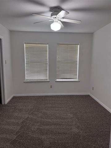 Building Photo - 1704 S Bowen Rd