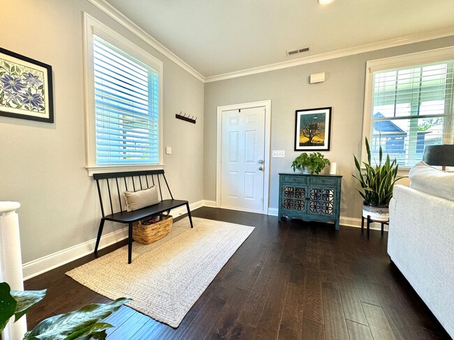 Building Photo - 3 Bedroom, 2.5 Bath Home w/ Fenced Yard and 2 Car Garage