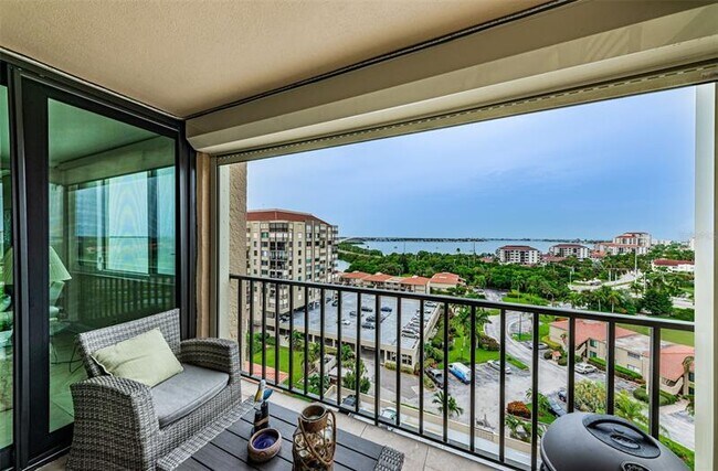 Building Photo - 6322 Palma Del Mar Blvd S