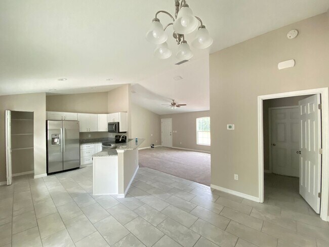 Building Photo - 4490 SW 150th Pl