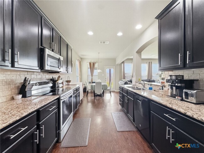 Building Photo - 3507 Rusack Dr