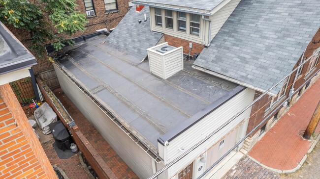 Building Photo - 503 S 3rd St