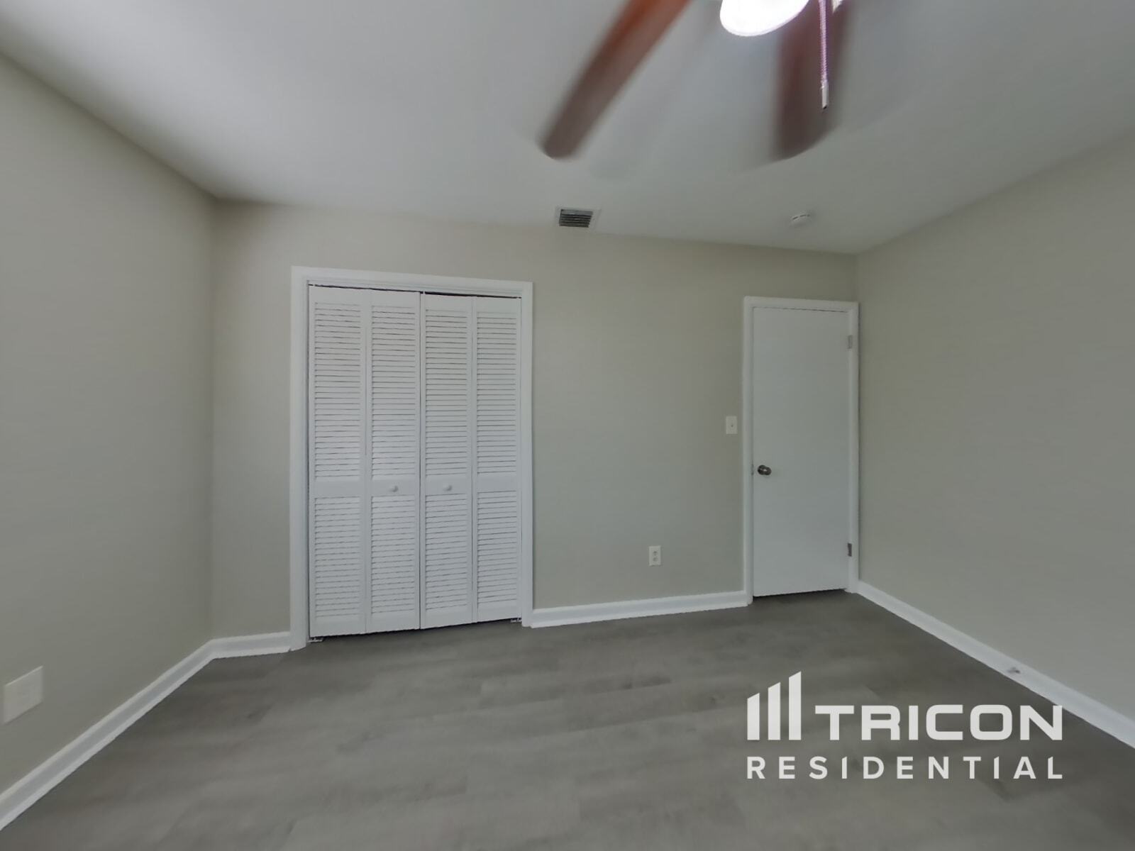 Building Photo - 357 Banyan Dr