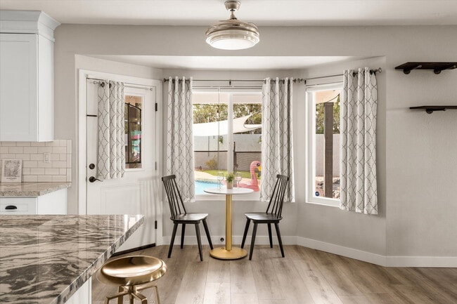 Building Photo - 15232 N 49th St