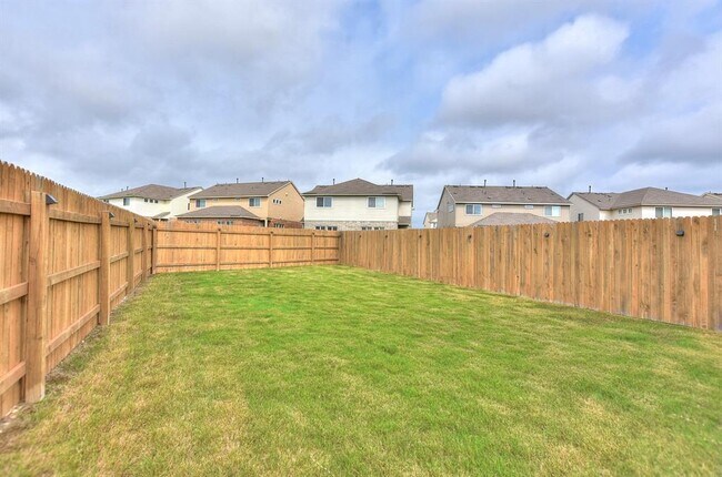 Building Photo - 420 White Steppe Way