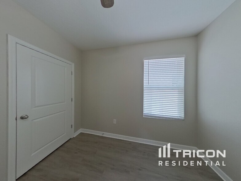 Building Photo - 4719 Lindever Ln