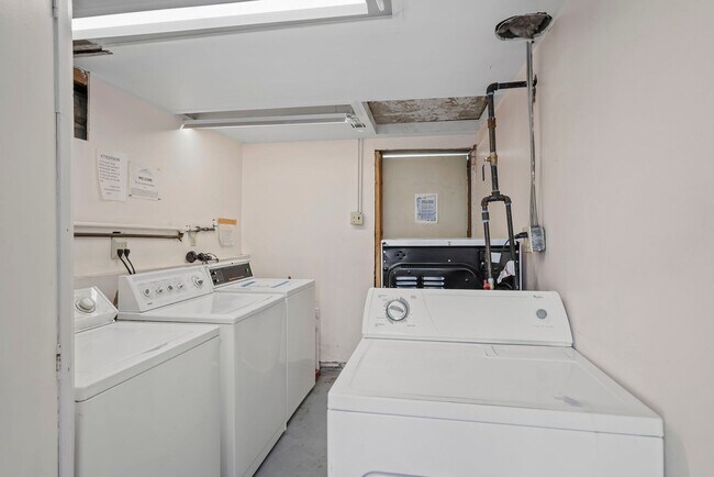 Building Photo - Live Smart at The Sparks Studios – Flexibl...
