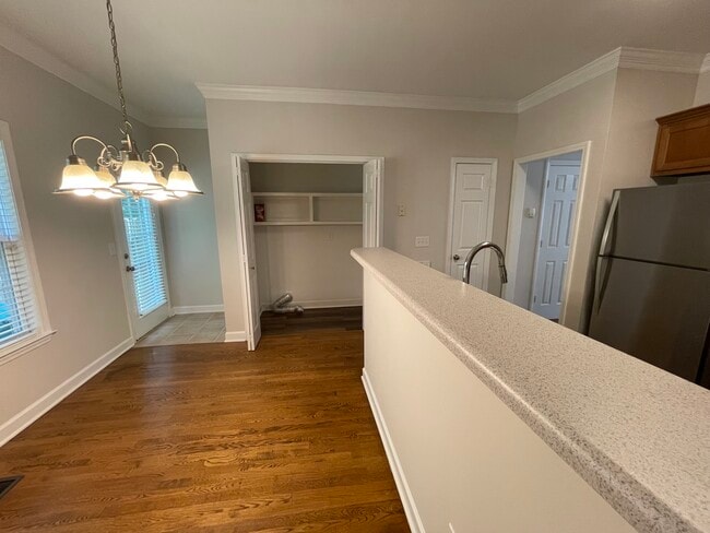 Building Photo - 407 Newport Meadows Cir