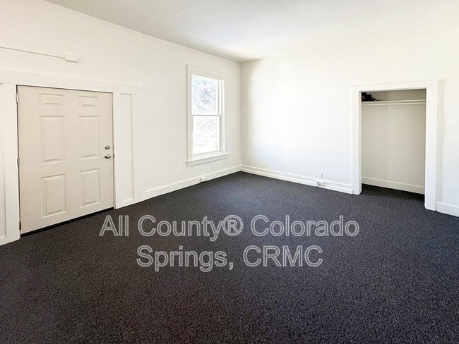 Building Photo - 215 N First Street