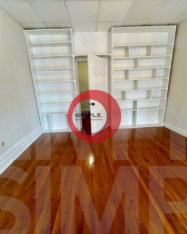 Building Photo - 259 Chestnut St