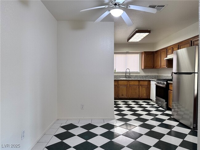 Building Photo - 6517 Chilton Ct