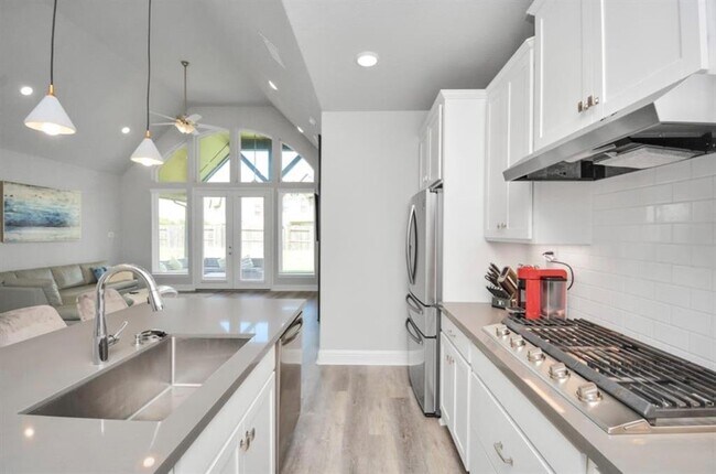 Building Photo - 8707 Morris Wds Dr