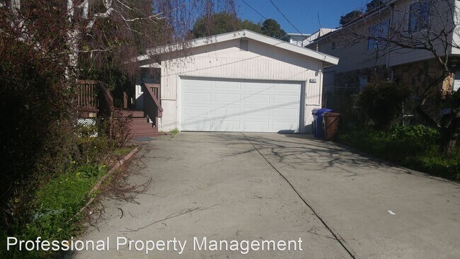 Primary Photo - 3 br, 2 bath House - 5917 Clement Ave