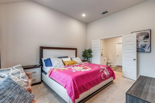 Building Photo - 433 Waterman Ave