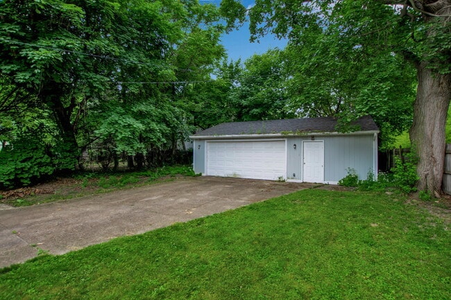 Building Photo - Furnished 4-Bedroom Single-Family Home on Buffalo’s West Side