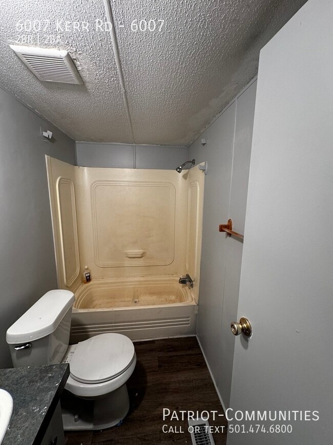 Building Photo - 6007 Kerr Rd