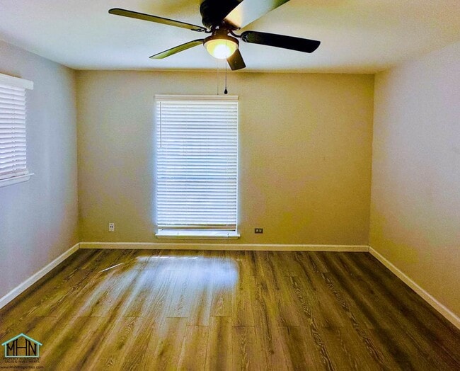 Building Photo - Welcome to Your Dream Home in Thunderbird ...