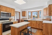 Building Photo - 3756 Oak Hill Rd