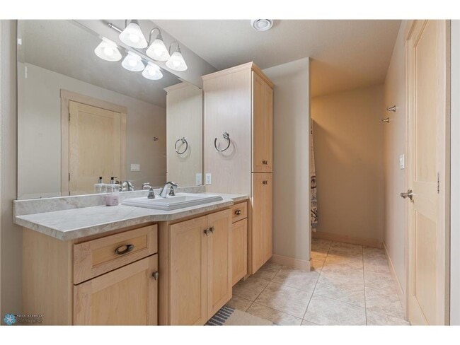 Building Photo - 1811-1817 7th St W