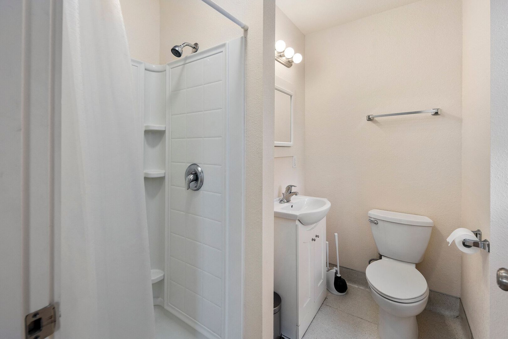 Interior Photo - Hudson House