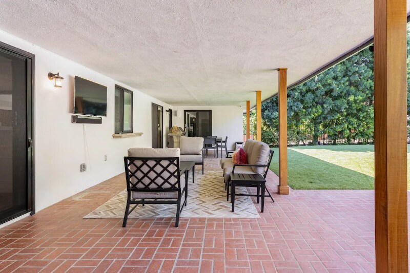 Building Photo - 17133 Adlon Rd