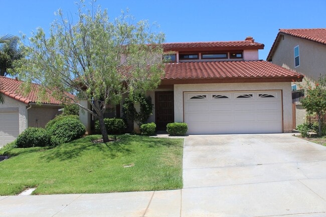 Primary Photo - 3Bed/2.5Bath off Poinsettia in Carlsbad!~ ...