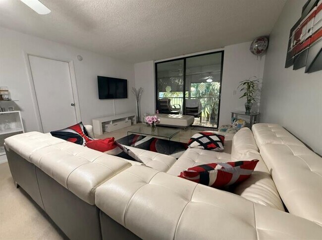 Building Photo - 7420 NW 18th St