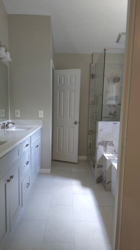 Building Photo - 10480 Summer Creek Dr
