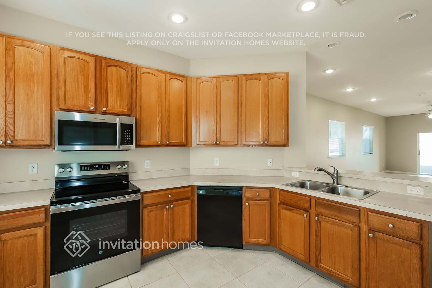 Building Photo - 1846 Atlantic Dr