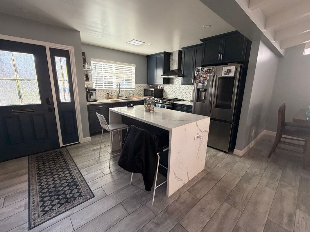 Building Photo - 11260 Orion Ave