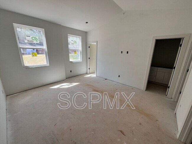 Building Photo - 2710 Coronet Way