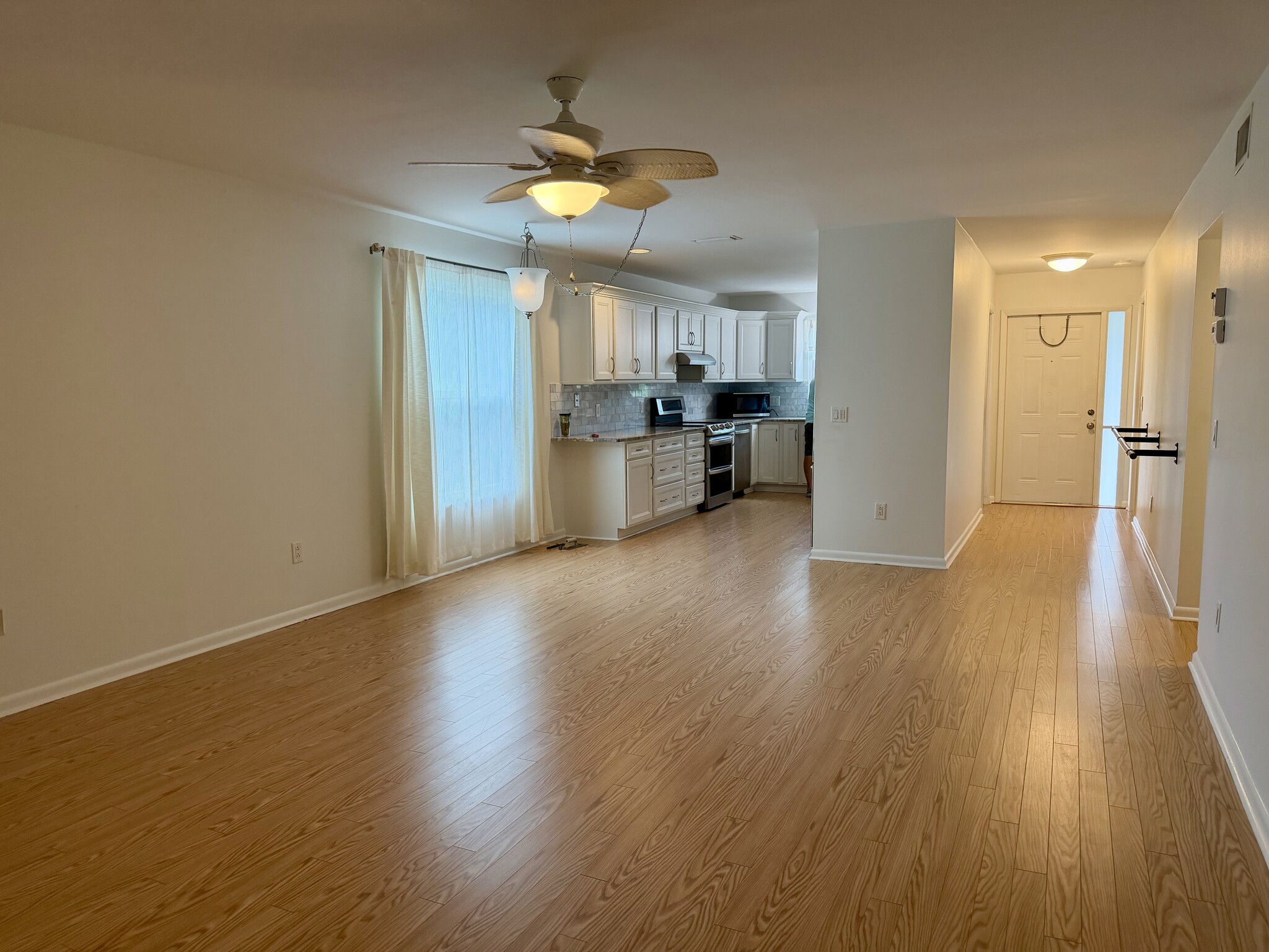 Building Photo - 8388 SE Croft Cir