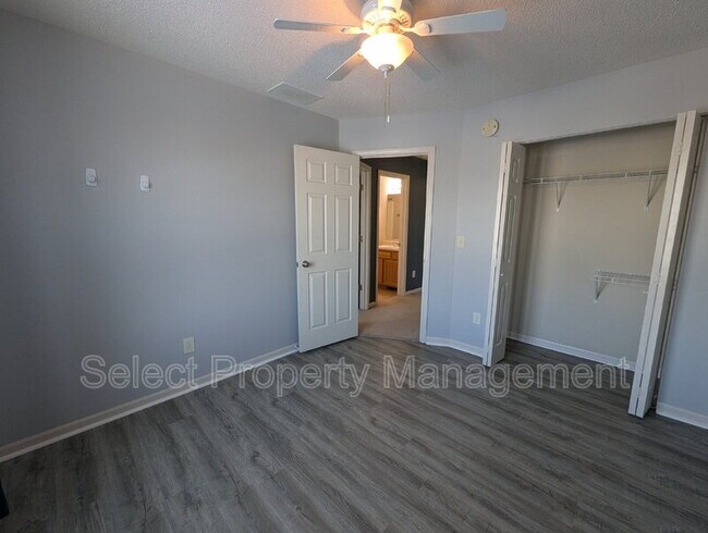 Building Photo - 11403 Ballycastle Pl