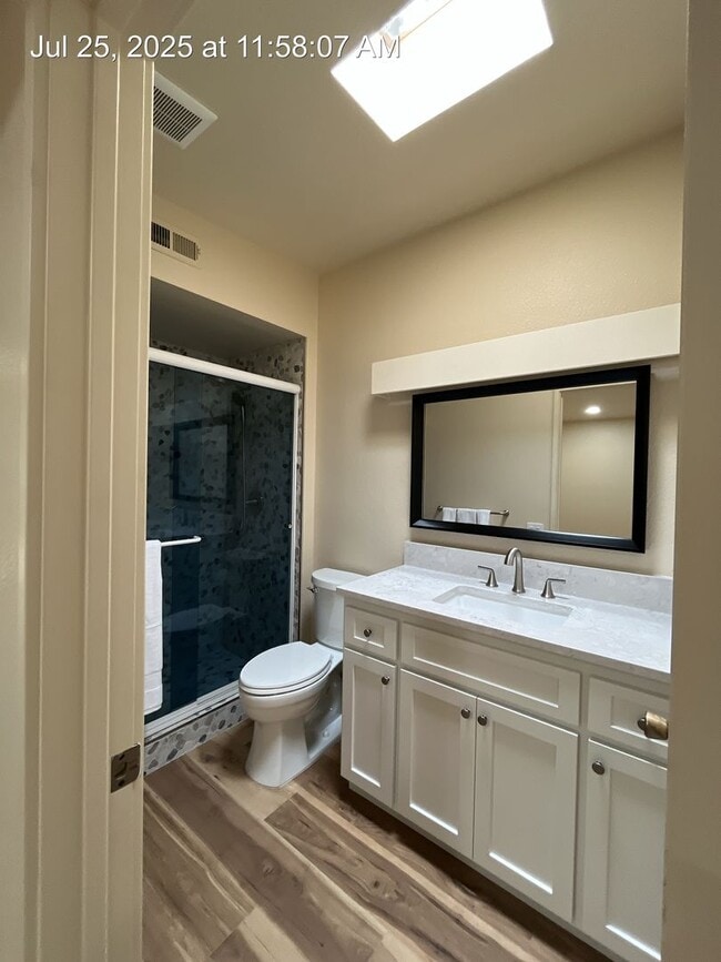 Building Photo - Old Elk Grove 1/2-Plex