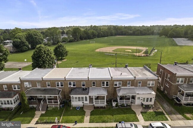 Building Photo - 644 Dayton Rd