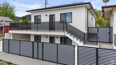 Building Photo - 112 N Kenneth Rd