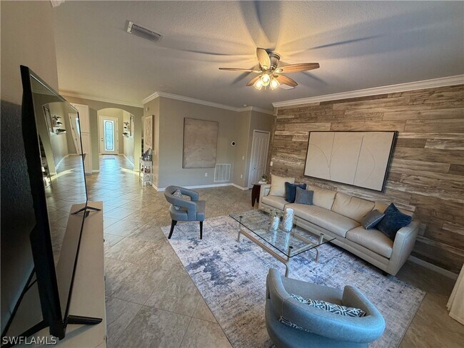 Building Photo - 1588 Vizcaya Ln