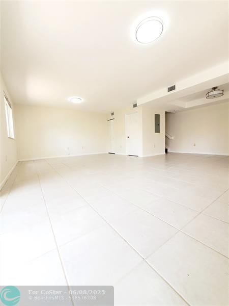 Building Photo - 11527 Royal Palm Blvd