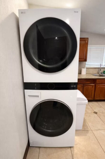 Building Photo - 1014 Brown St