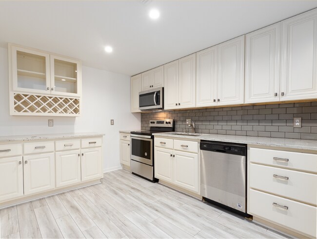 Building Photo - 1788 Ascot Run NW