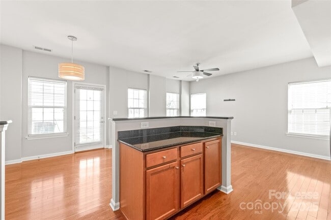 Building Photo - 7736 Sweet Fern Way